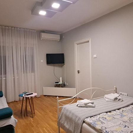 Apartment Marija Belgrado Exterior foto